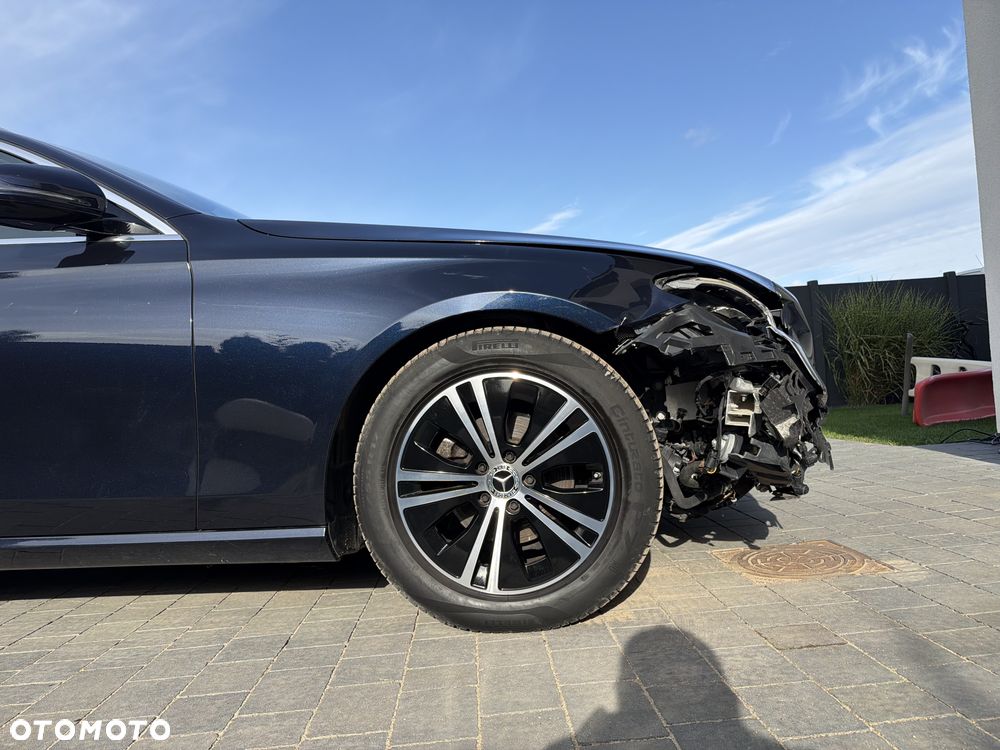 Mercedes-Benz Klasa E 220 d Avantgarde - 18