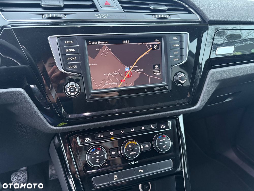 Volkswagen Touran 1.6 TDI SCR BlueMotion Technology Comfortline - 14