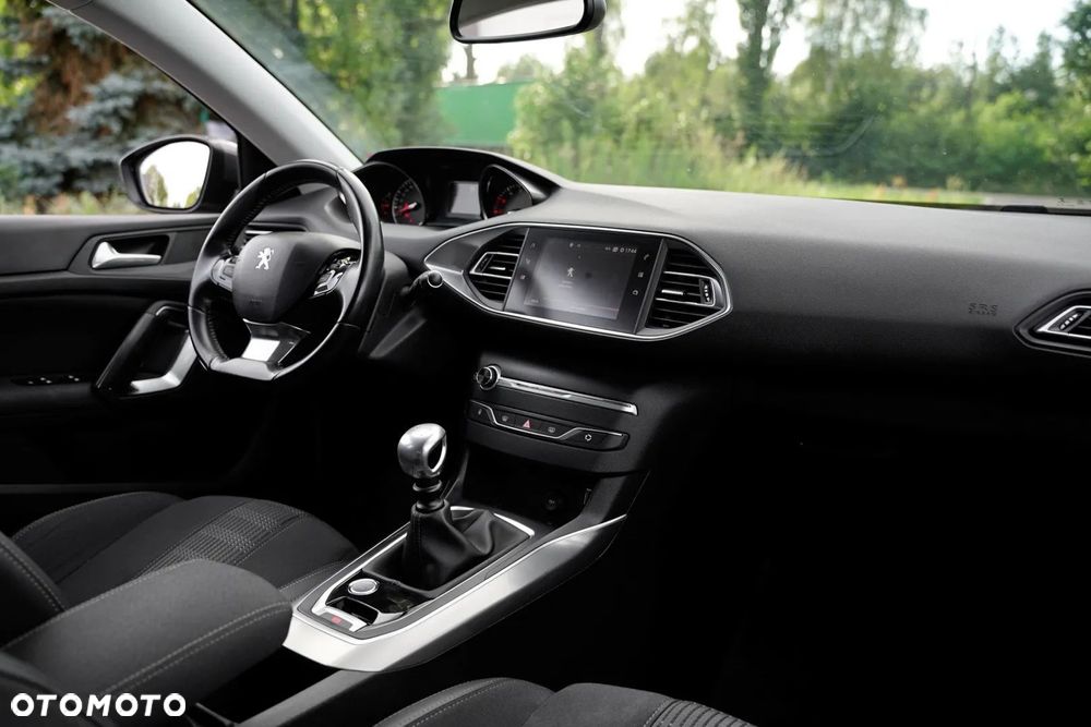 Peugeot 308 BlueHDi 130 Stop & Start Allure - 19