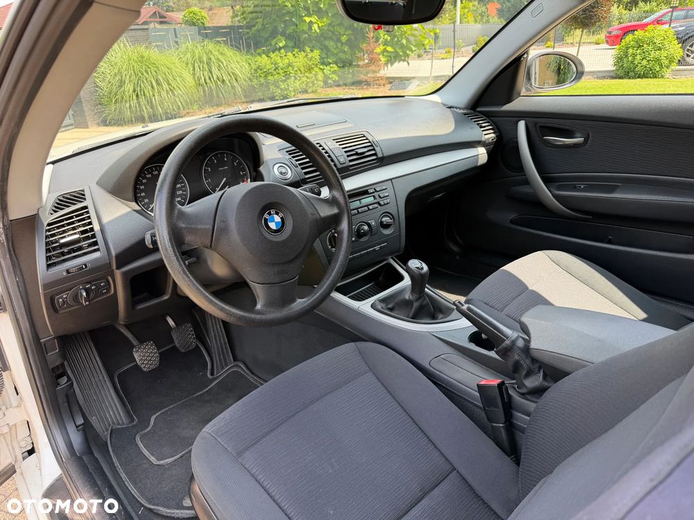 BMW Seria 1 116i - 9