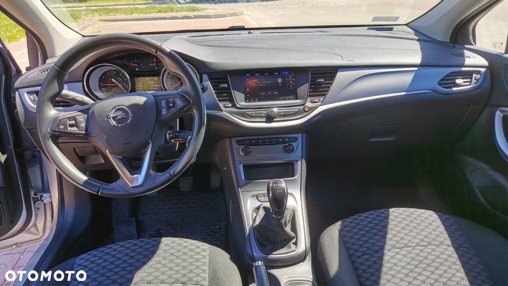 Opel Astra 1.2 T Edition S&S - 8