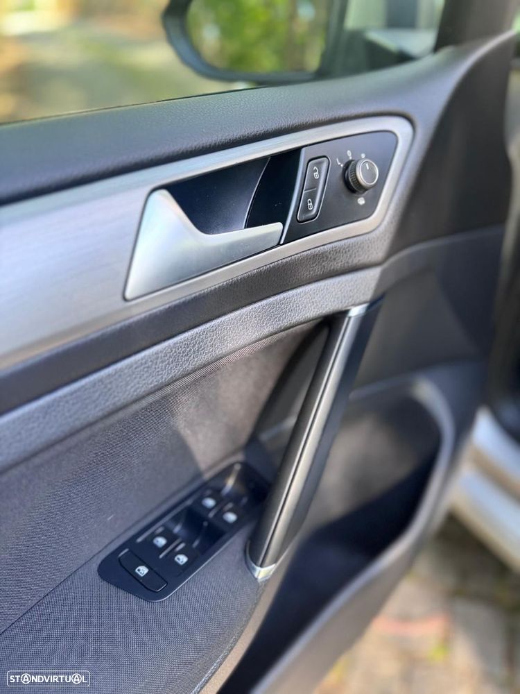 VW Golf 1.6 TDi GPS Edition DSG - 27