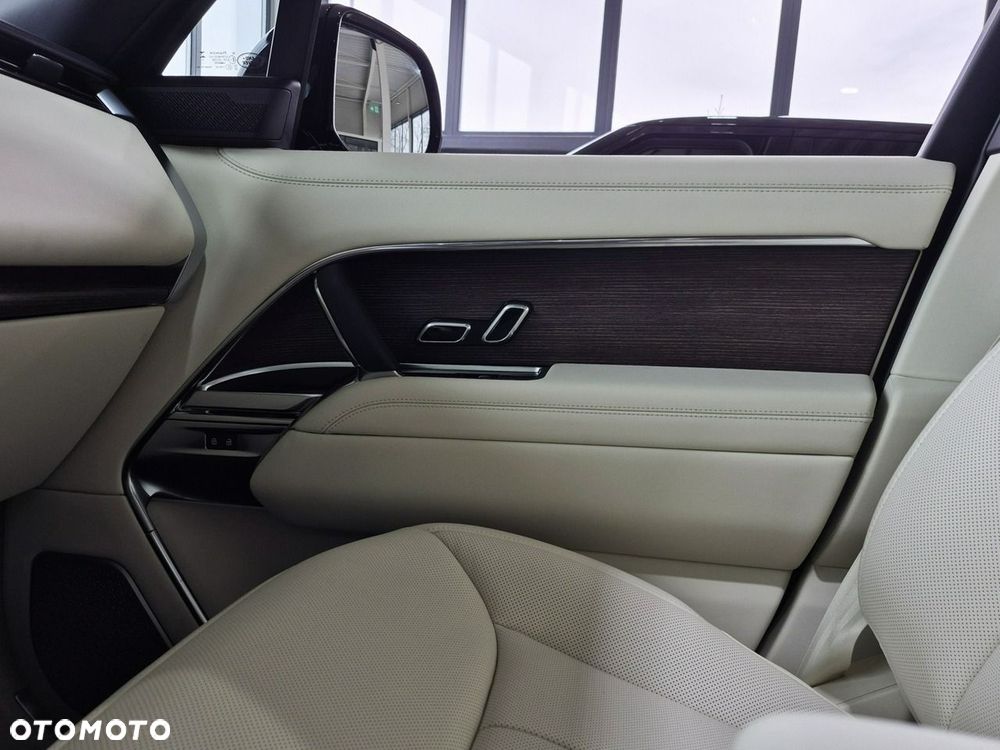 Land Rover Range Rover D350 Autobiography - 37