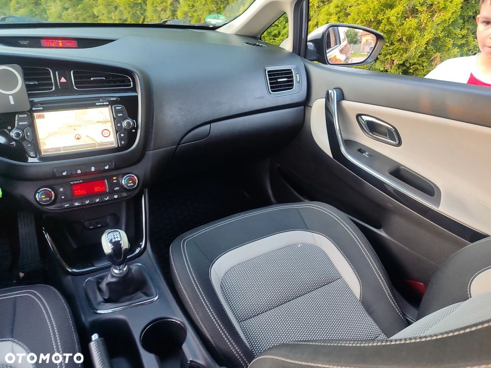 Kia Ceed - 22