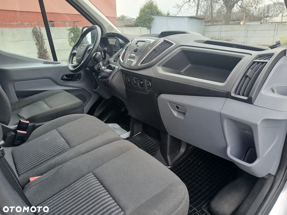 Ford TRANSIT - 19