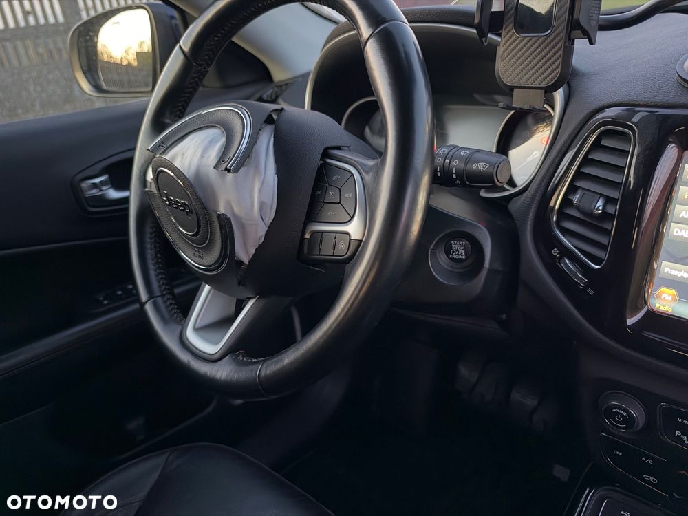 Jeep Compass 1.4 TMair Limited FWD S&S - 26