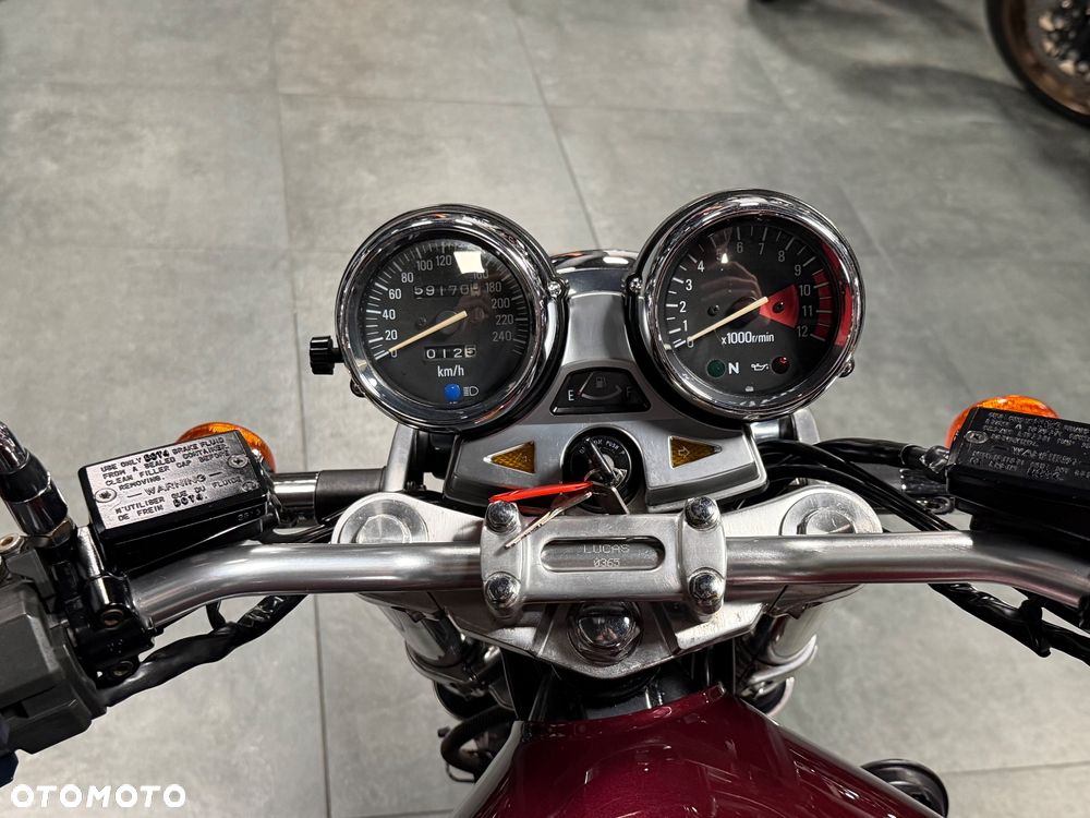 Kawasaki Zephyr - 25