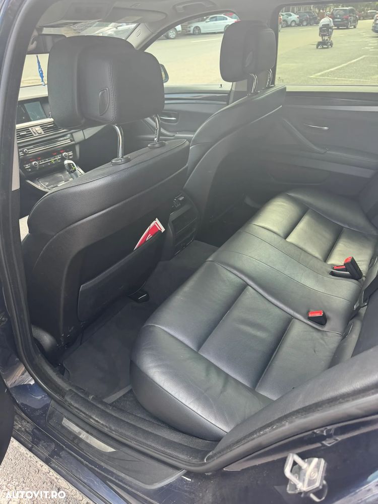 BMW Seria 5 525d Aut. - 8