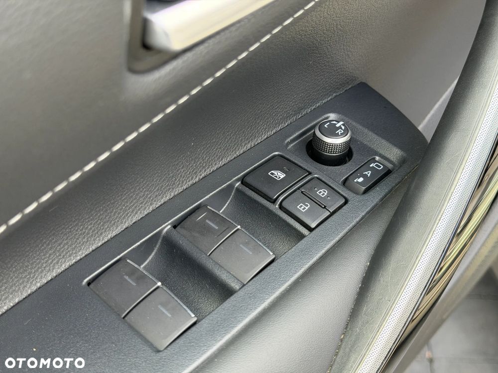Toyota Corolla 2.0 Hybrid Selection - 12