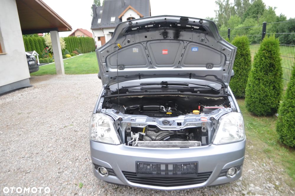 Opel Meriva 1.6 16V Cosmo - 20