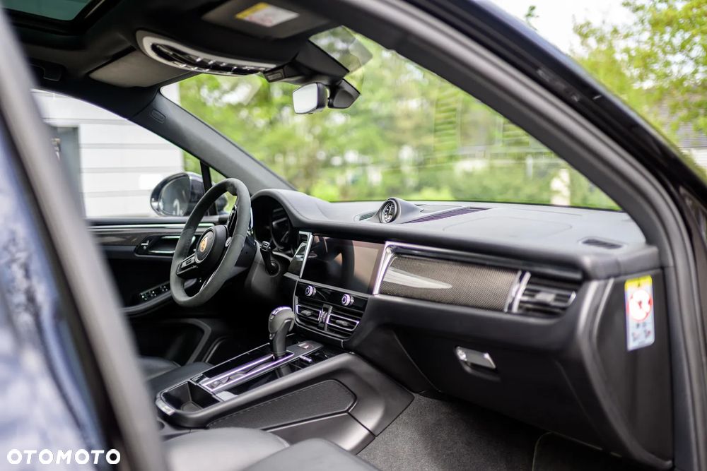 Porsche Macan - 10
