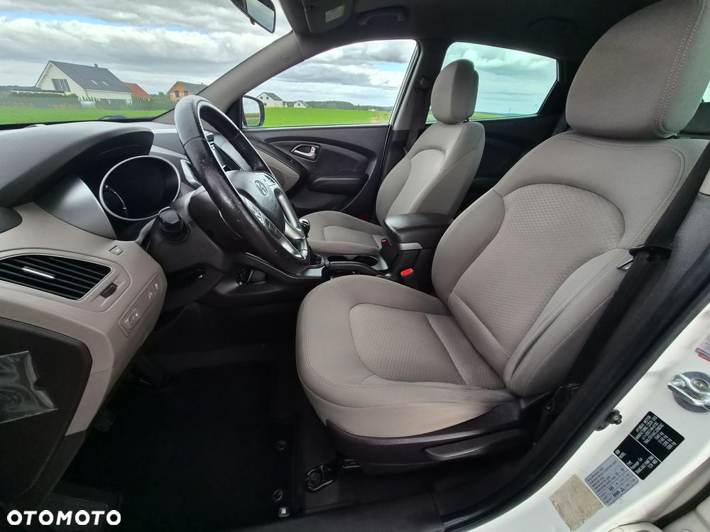 Hyundai ix35 1.7 CRDi Premium 2WD - 14
