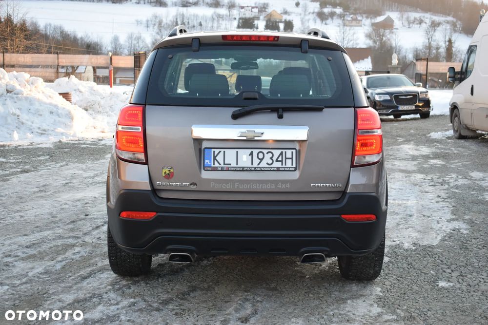 Chevrolet Captiva 2.2 2WD LS - 6