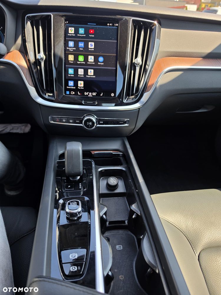 Volvo S60 T5 R-Design First Edition - 20