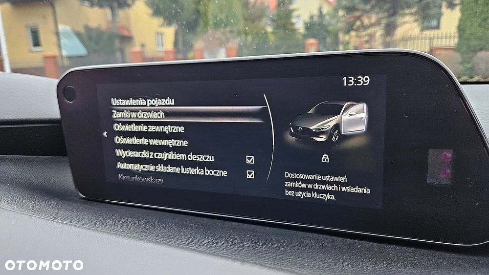 Mazda 3 e-SKYACTIV-G 122 M HYBRID DRIVE EXCLUSIVE-LINE - 27