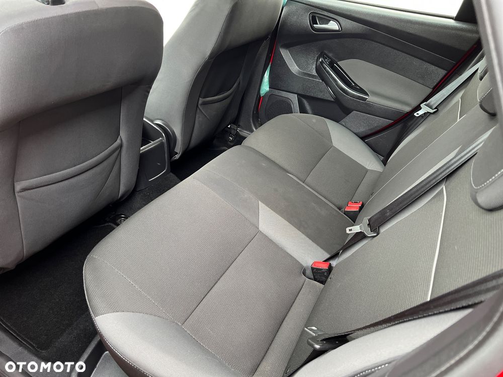 Ford Focus - 12