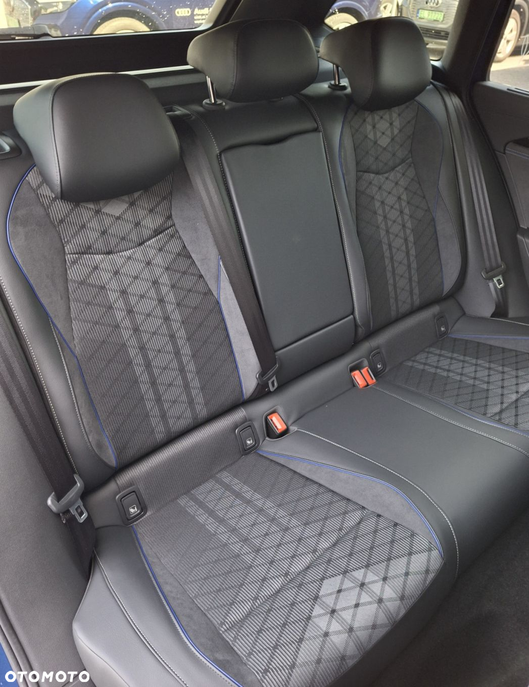 Volkswagen Passat - 18