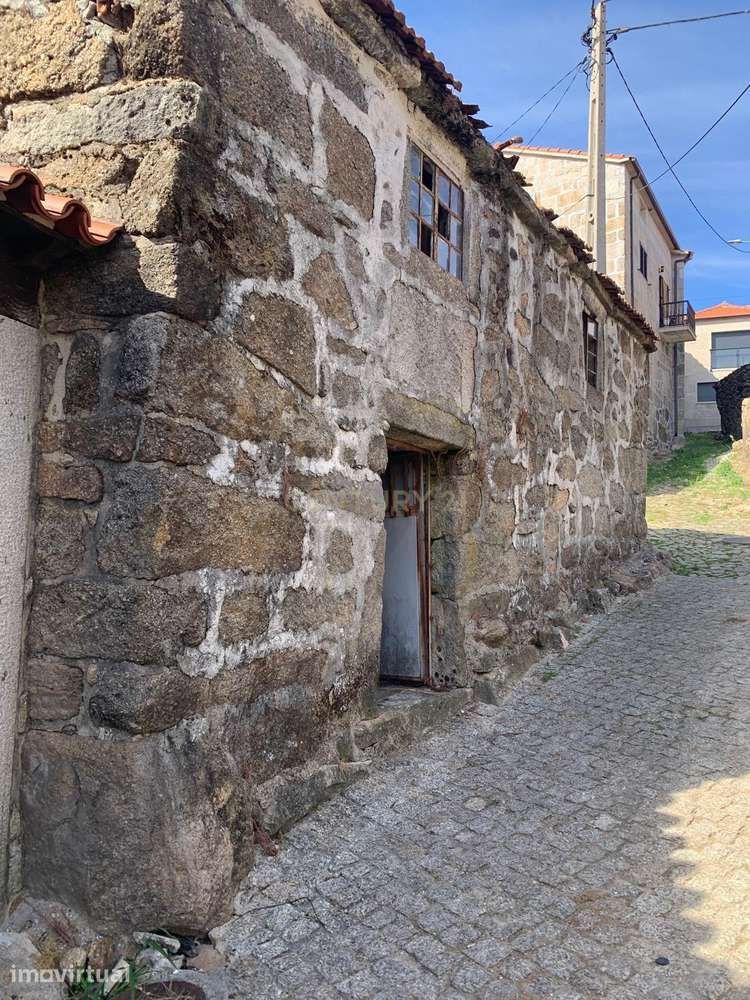 Casa antiga no Gerês,  Pitões das Júnias - Grande imagem: 3/34