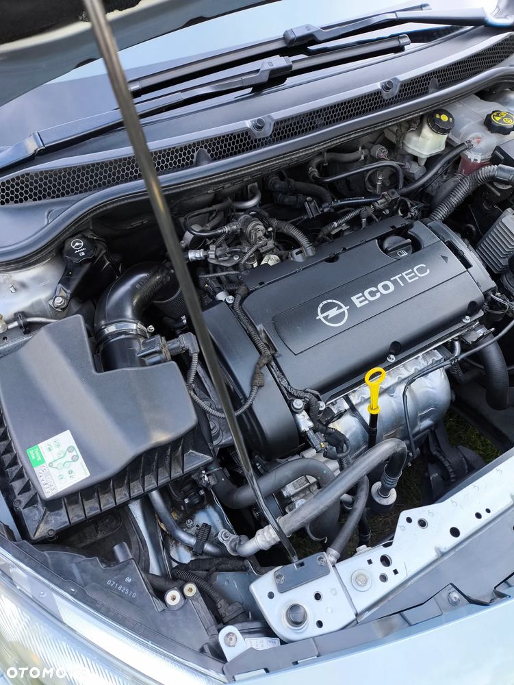 Opel Astra - 11