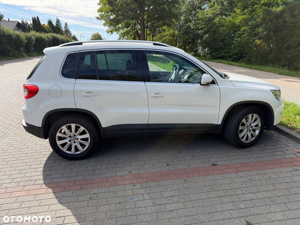 Volkswagen Tiguan - 2