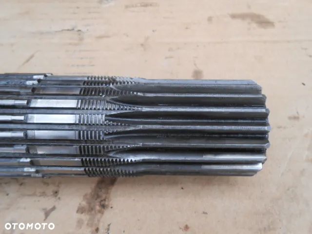 Wałek Z20/24 5180850 New Holland TM140 - 4
