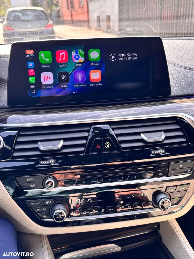 BMW Seria 5 520d AT - 17
