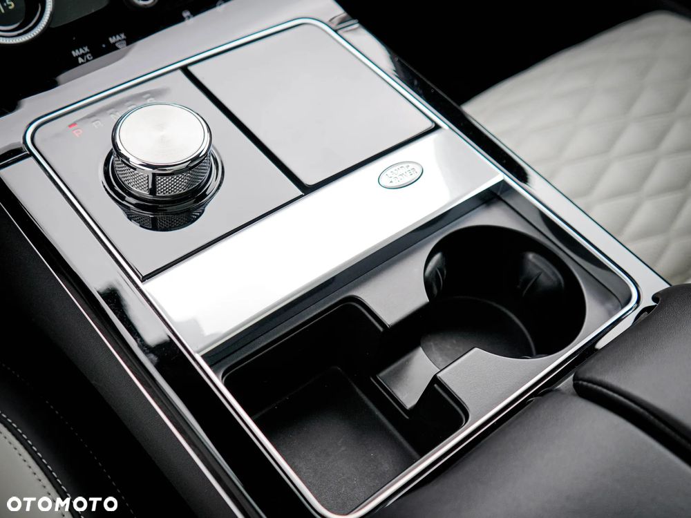 Land Rover Range Rover Velar - 16