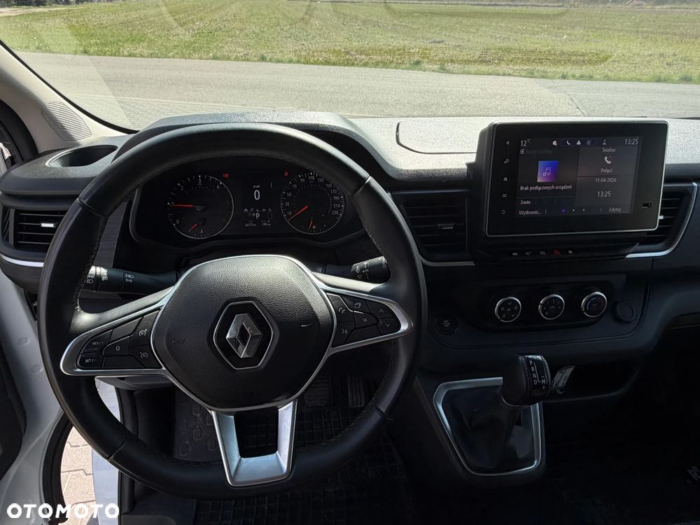 Renault Trafic - 11