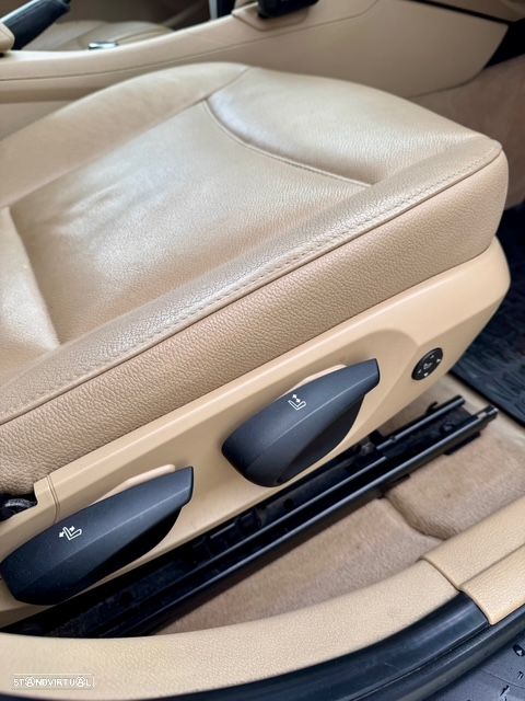 BMW X1 20 d xDrive Pack M Auto - 16