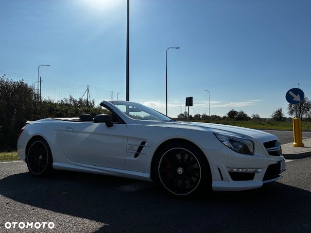 Mercedes-Benz SL 63 AMG AMG Speedshift MCT 7-Gang Sportgetriebe AMG Performance Package - 17