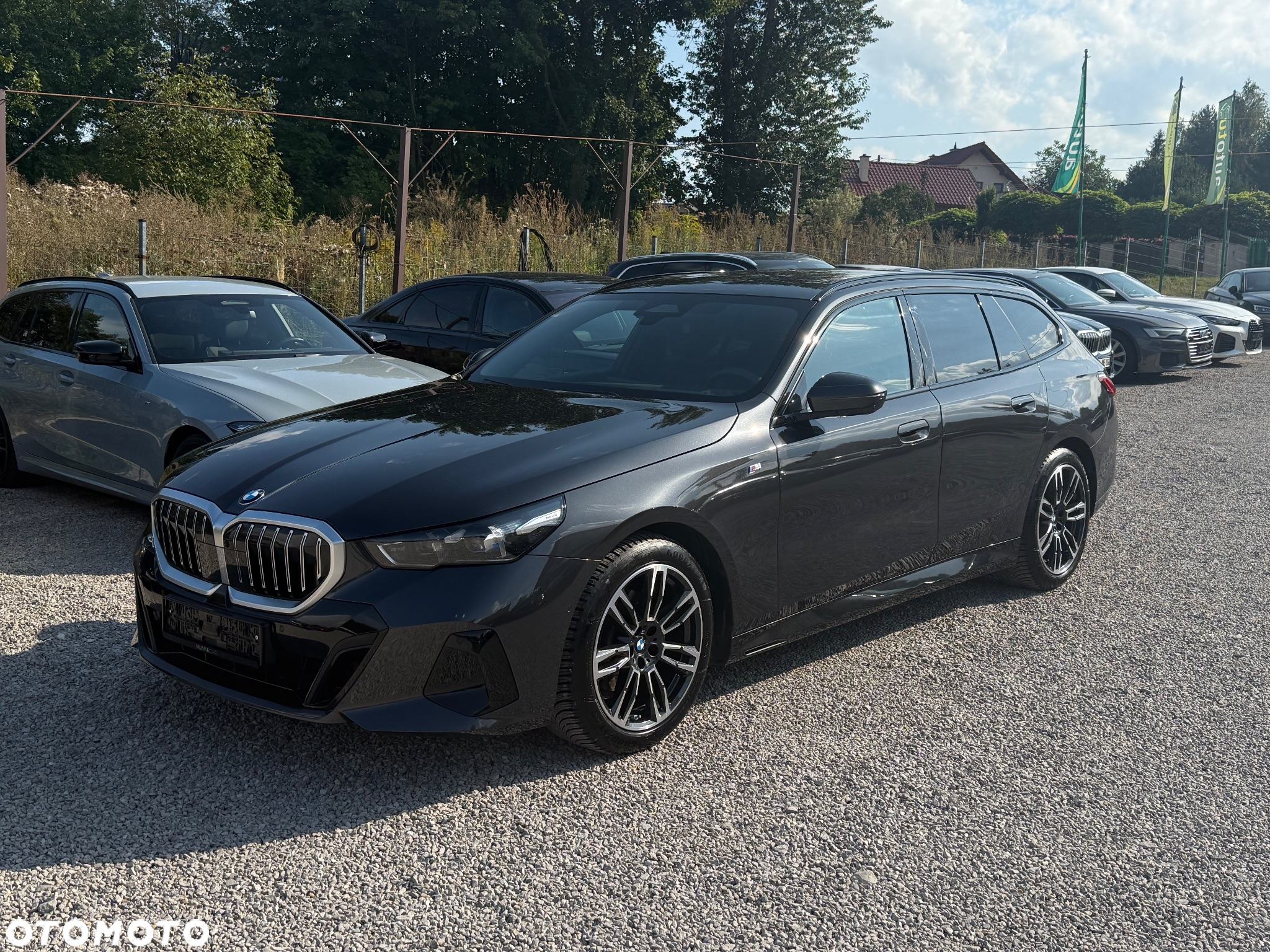BMW Seria 5 520d xDrive Touring - 28