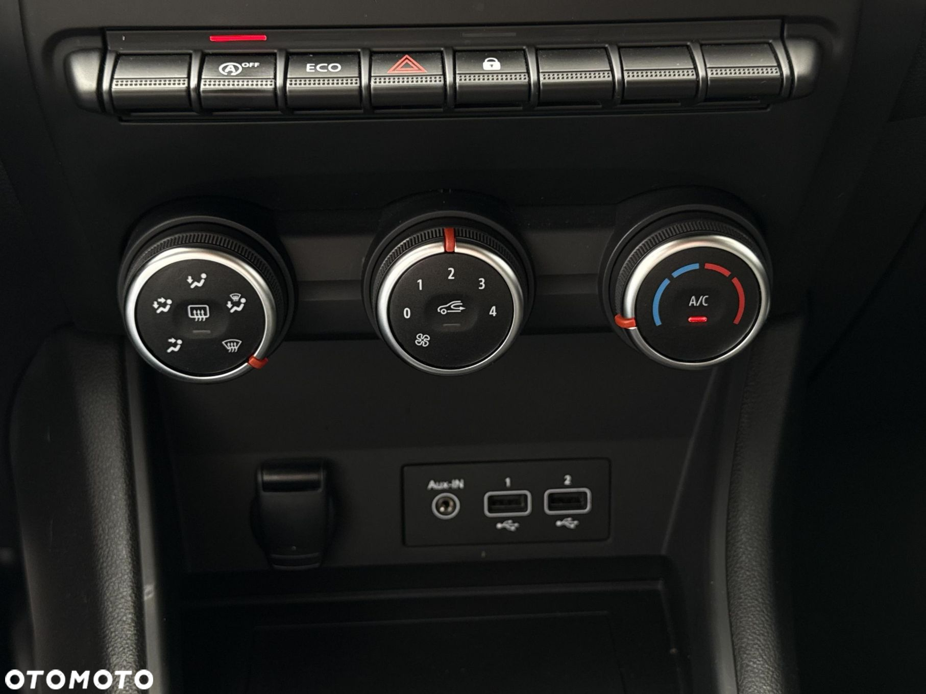 Renault Captur - 15