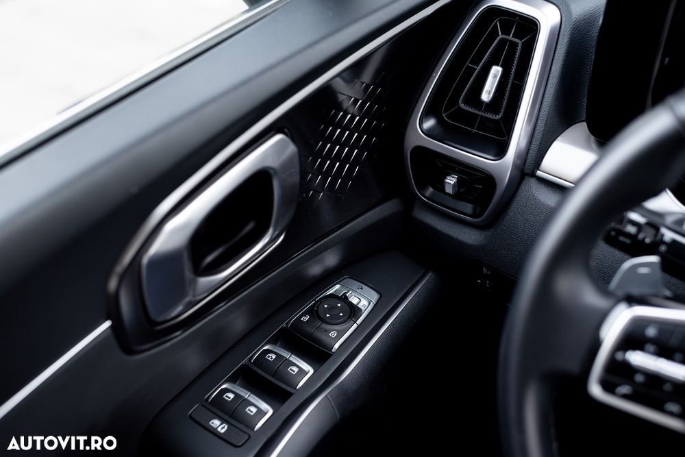 Kia Sorento 1.6 T-GDI HEV 6AT 4x4 7P Premium - 18