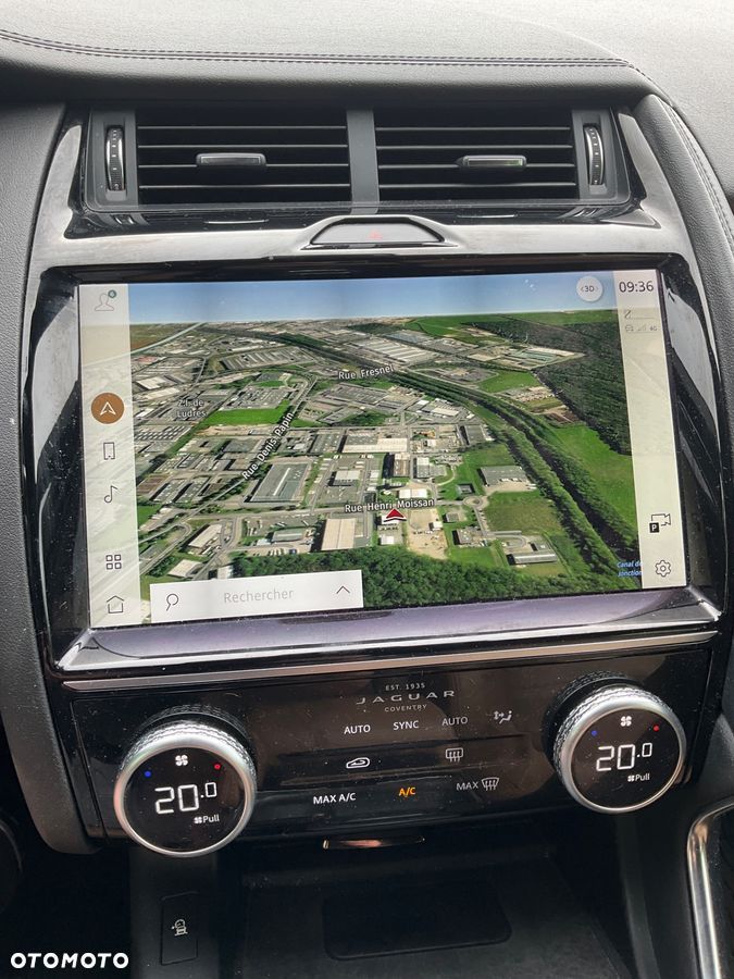 Jaguar E-Pace P200 AWD R-Dynamic - 11