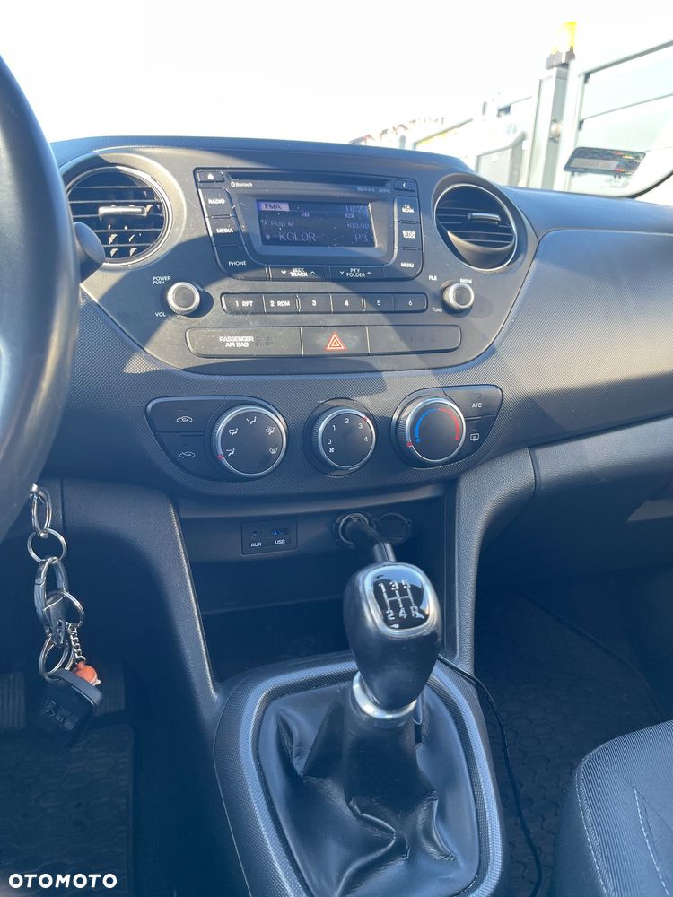 Hyundai i10 1.2 Black Line - 8