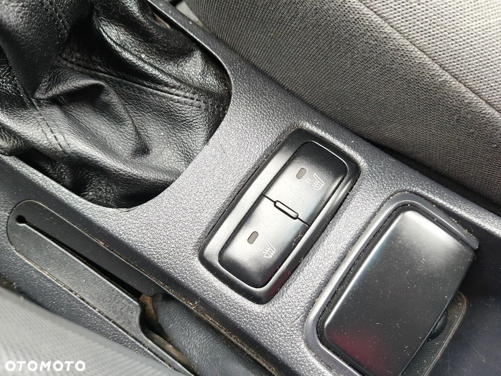 Kia Sportage 2.0 CRDI 4WD LX - 26