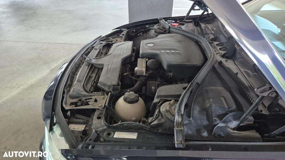 BMW Seria 3 320i xDrive Aut. M Sport - 31