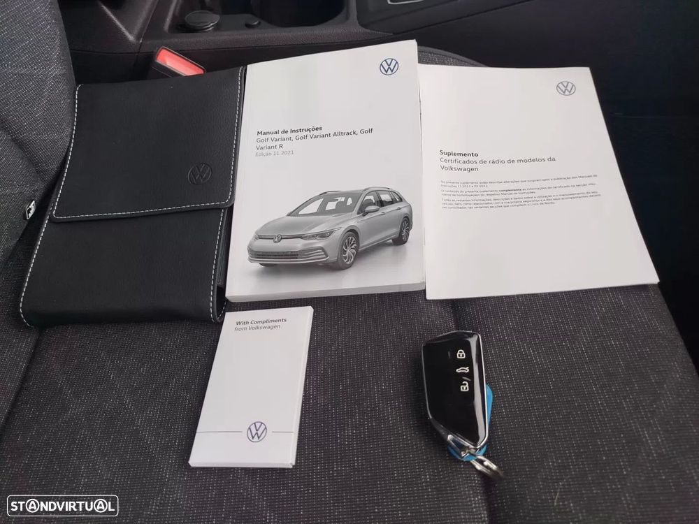 VW Golf Variant 2.0 TDi Urban - 16