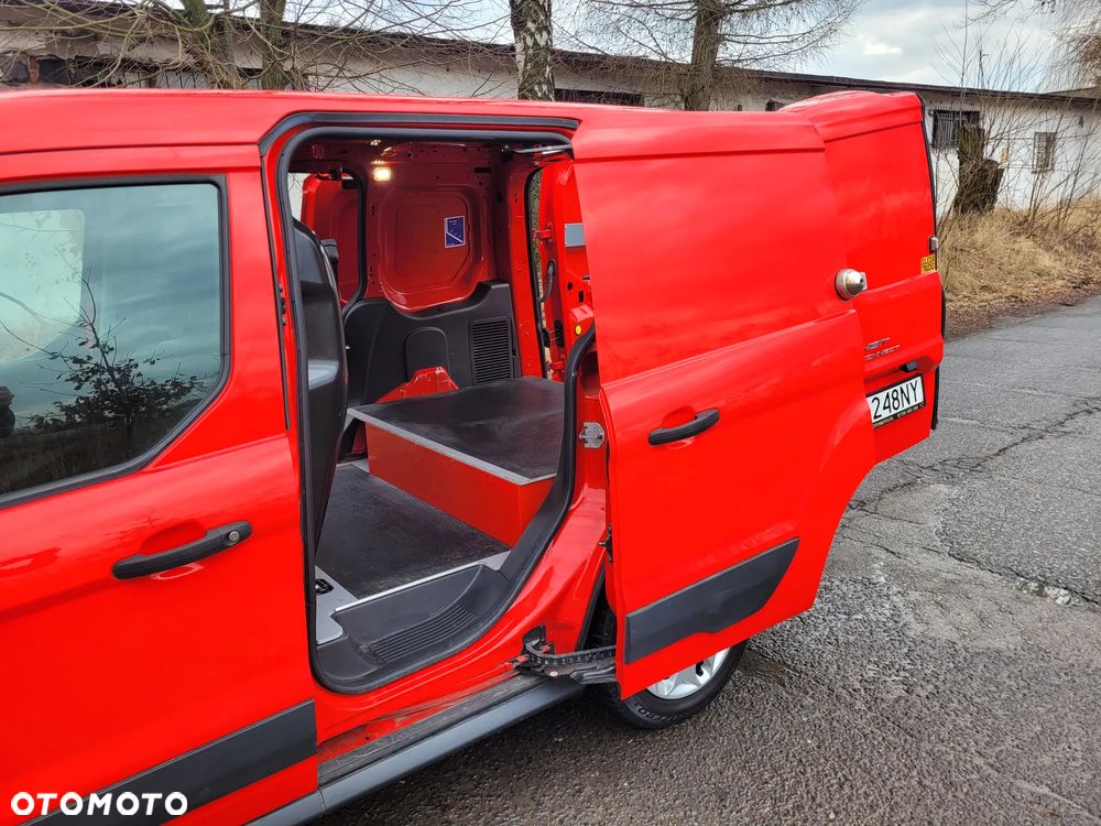 Ford Transit Connect - 12