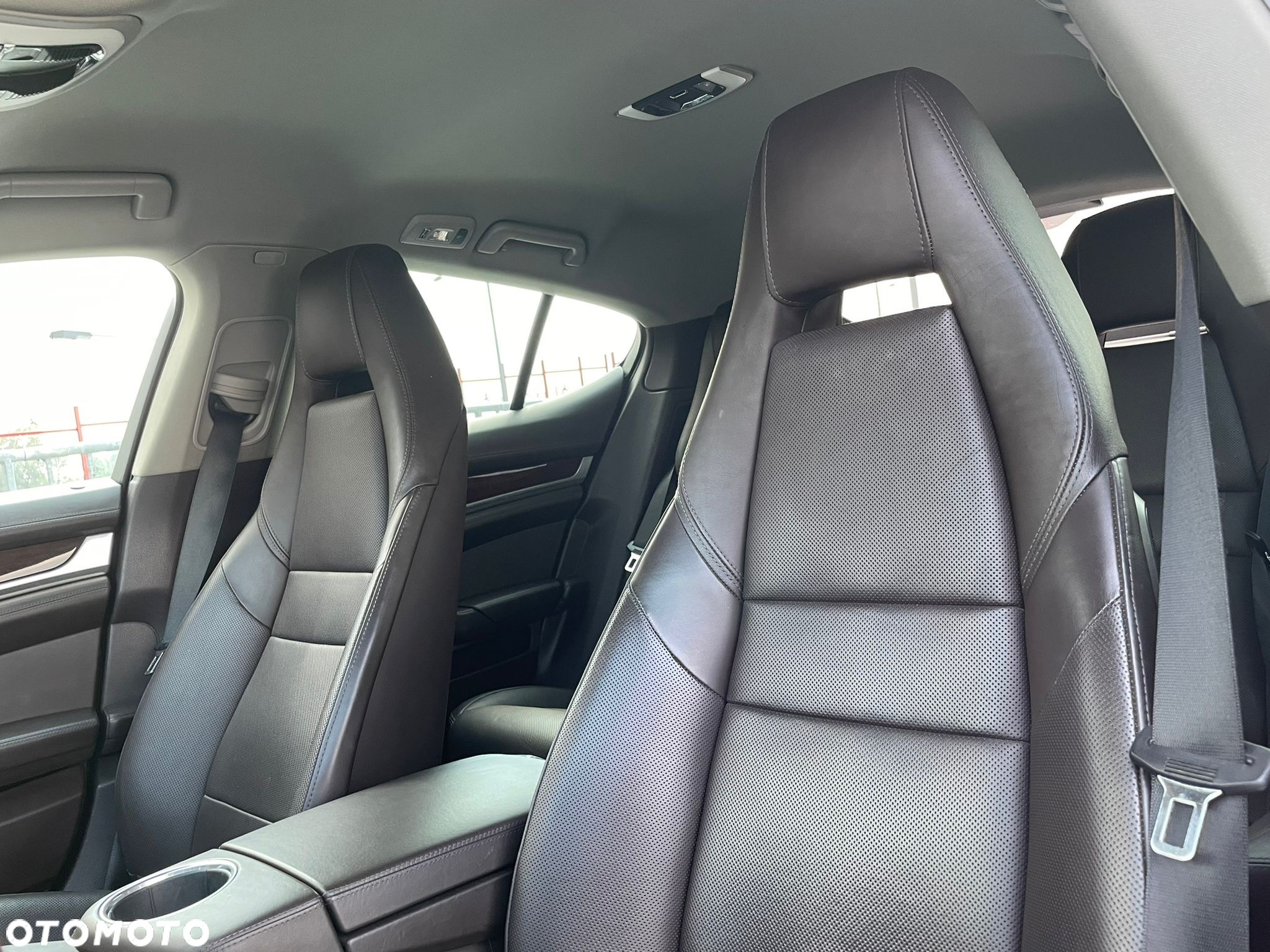 Porsche Panamera 4S - 8