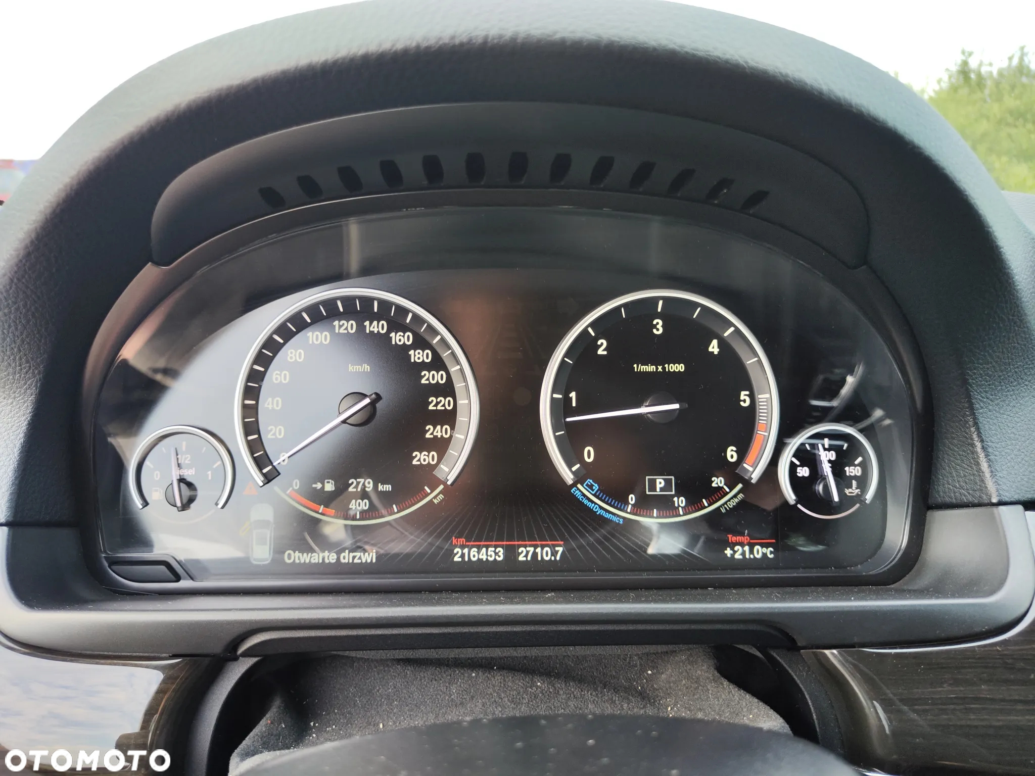 BMW Seria 5 530d xDrive Luxury Line - 11