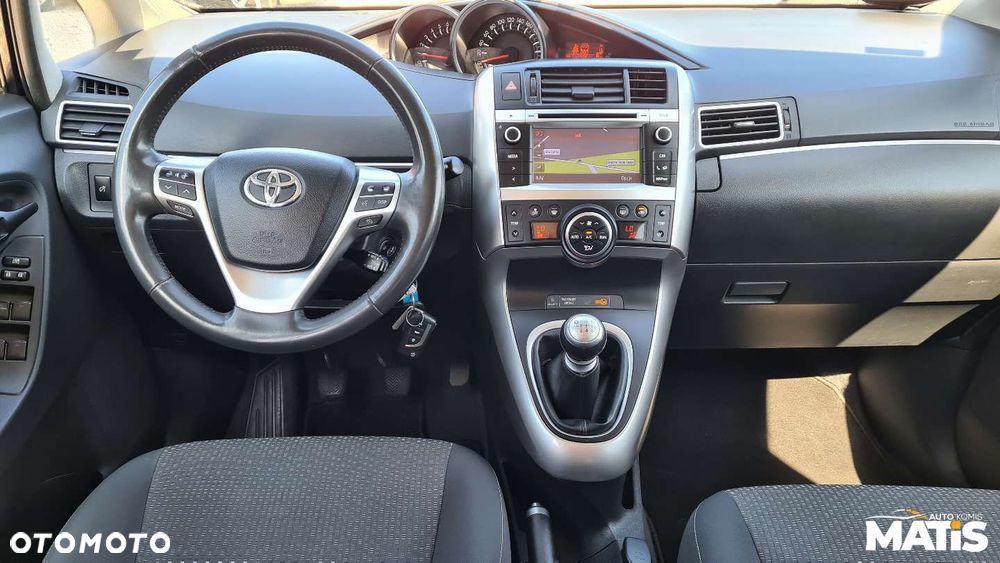 Toyota Verso - 4