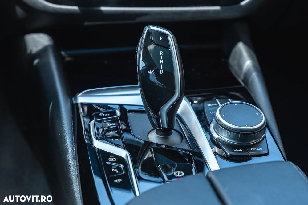 BMW Seria 5 530e xDrive AT PHEV - 20