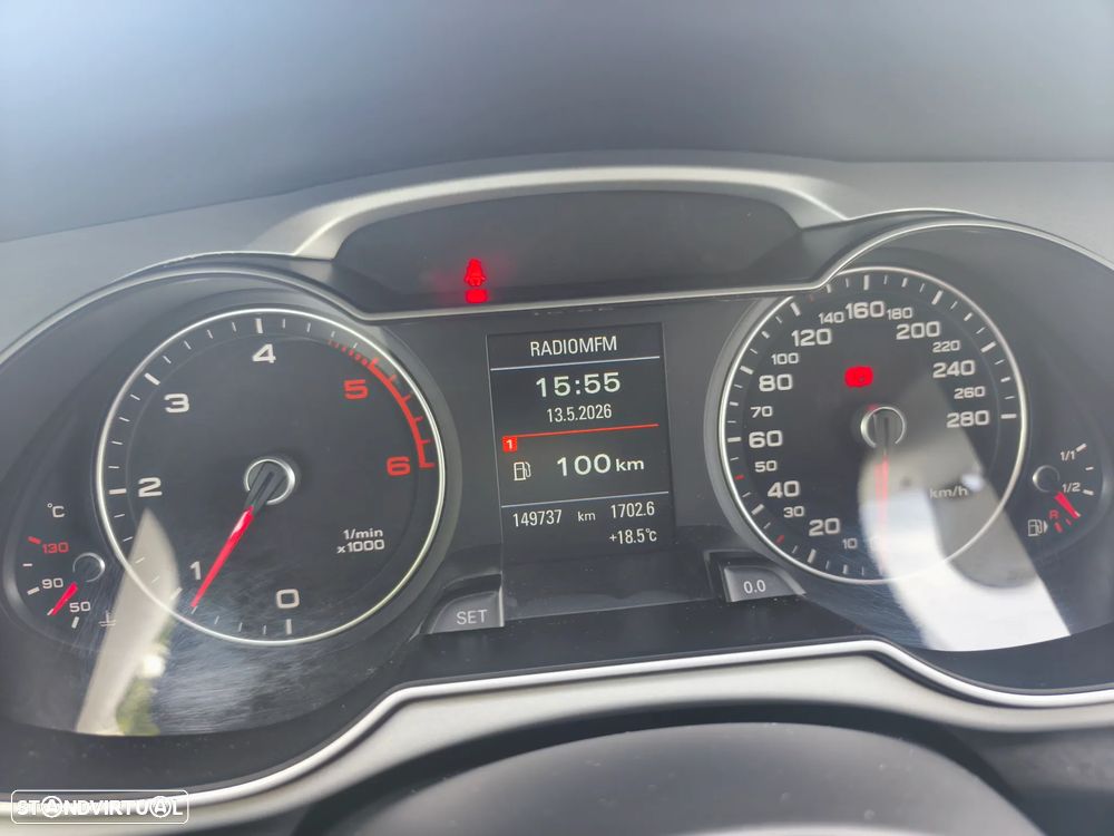 Audi A4 Avant 2.0 TDI - 9