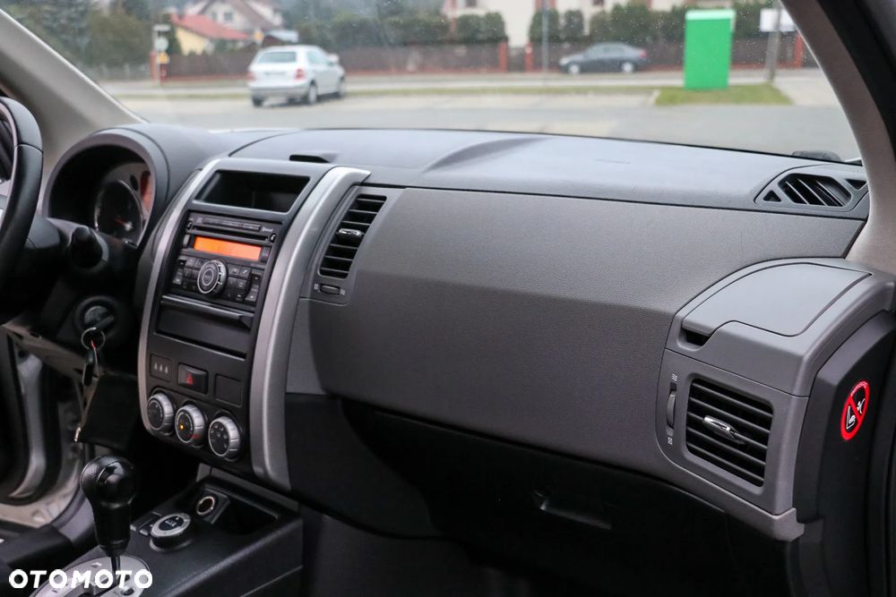 Nissan X-Trail 2.0 dCi LE - 20