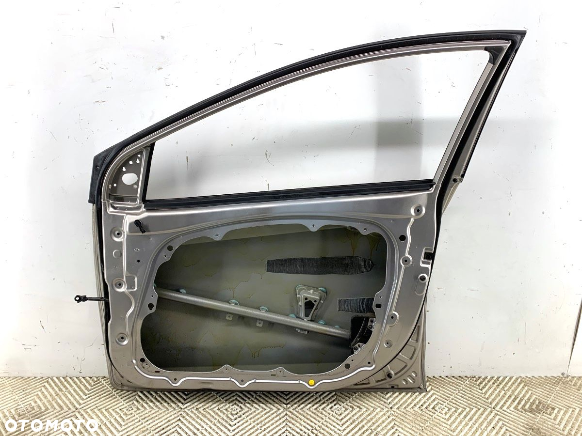 DRZWI PRAWY PRZÓD - 499.00 PLN - HYUNDAI i30 (GD) 2011 - 2022 1.6 CRDi 81 kW [110 KM] olej - 7