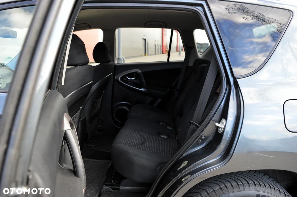 Toyota RAV4 2.0 VVT-i Prestige - 7