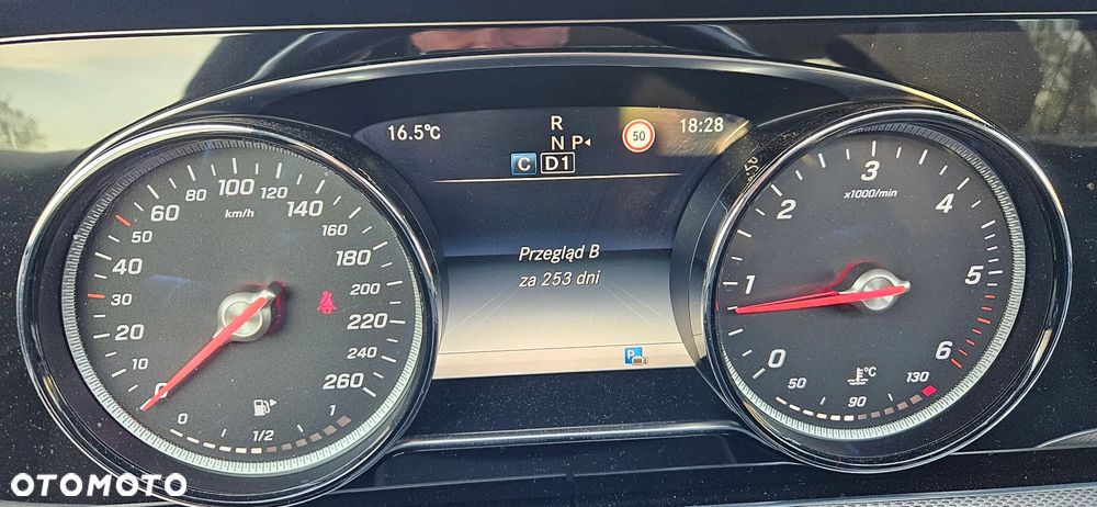 Mercedes-Benz Klasa E 220 d 9G-TRONIC Avantgarde - 25