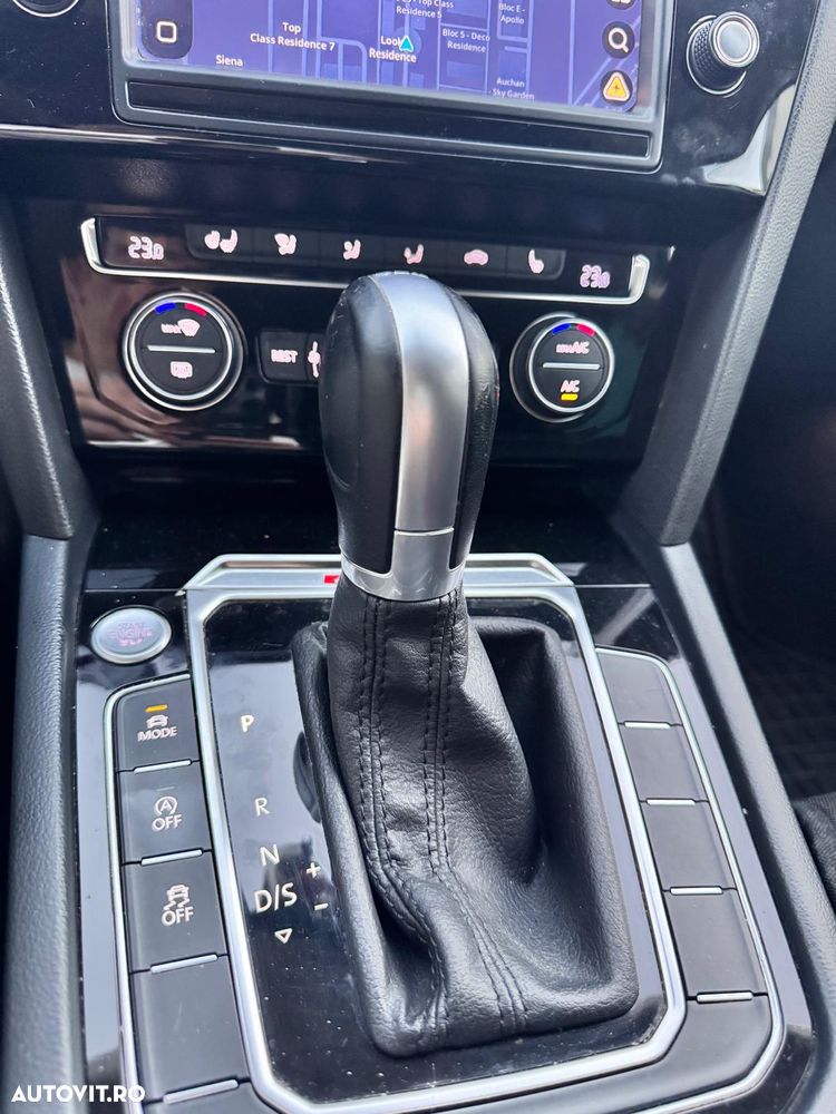 Volkswagen Passat - 6