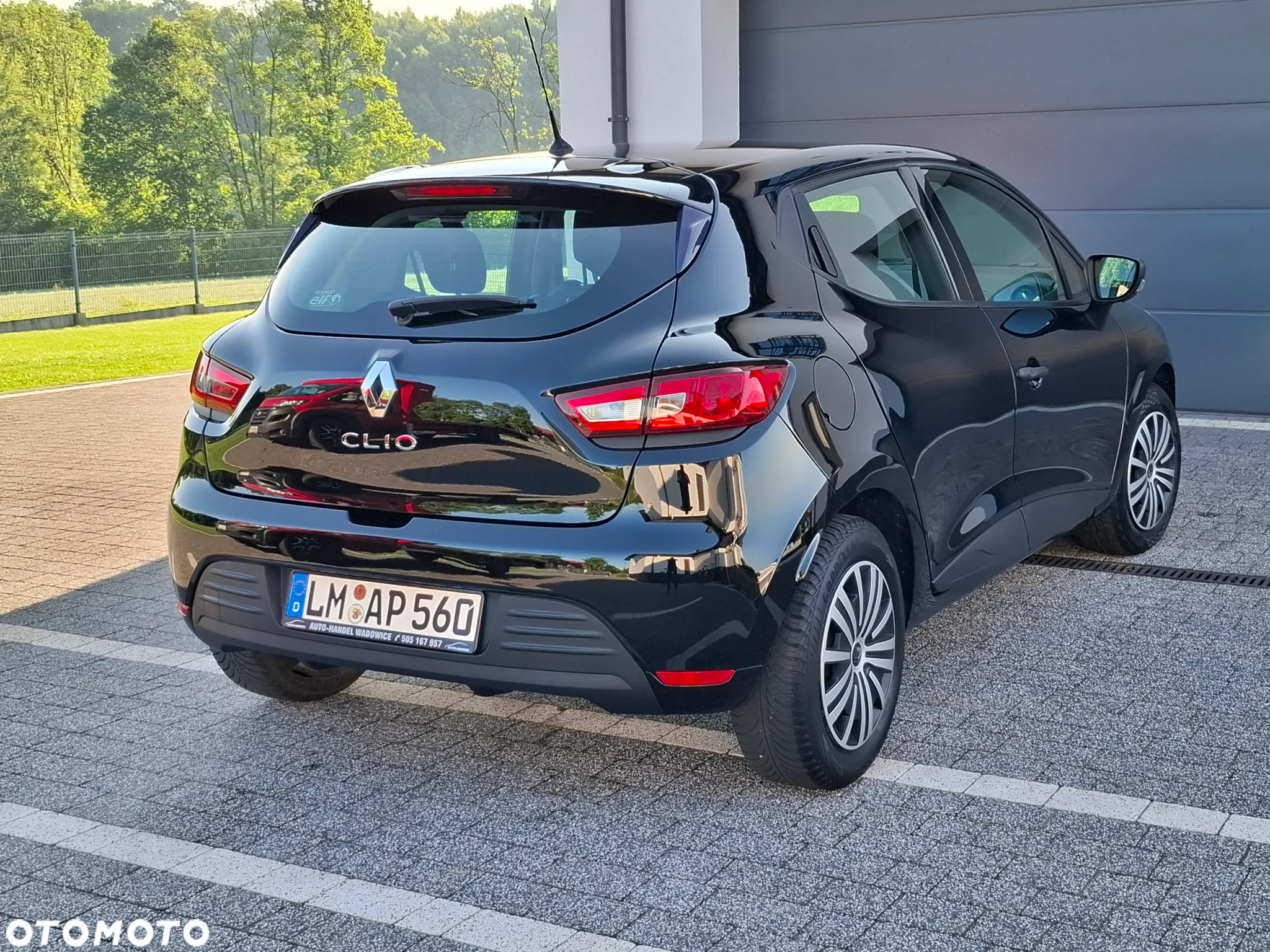 Renault Clio 0.9 TCe Limited - 13